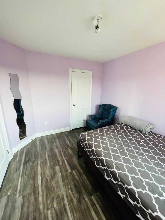 Jazzy Home Stay Mississauga Esterno foto